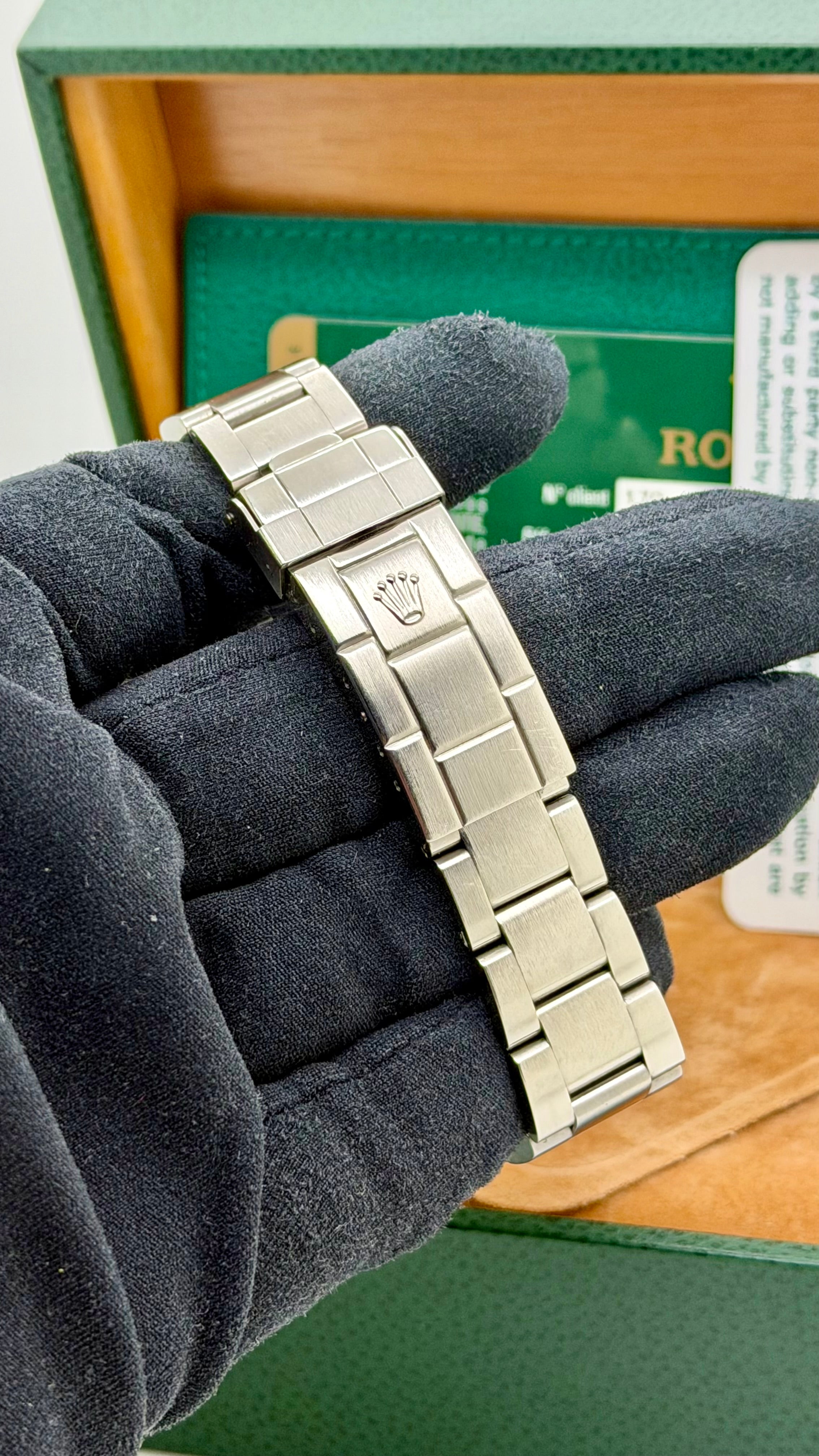 Rolex Sea Dweller 16660 Full Set