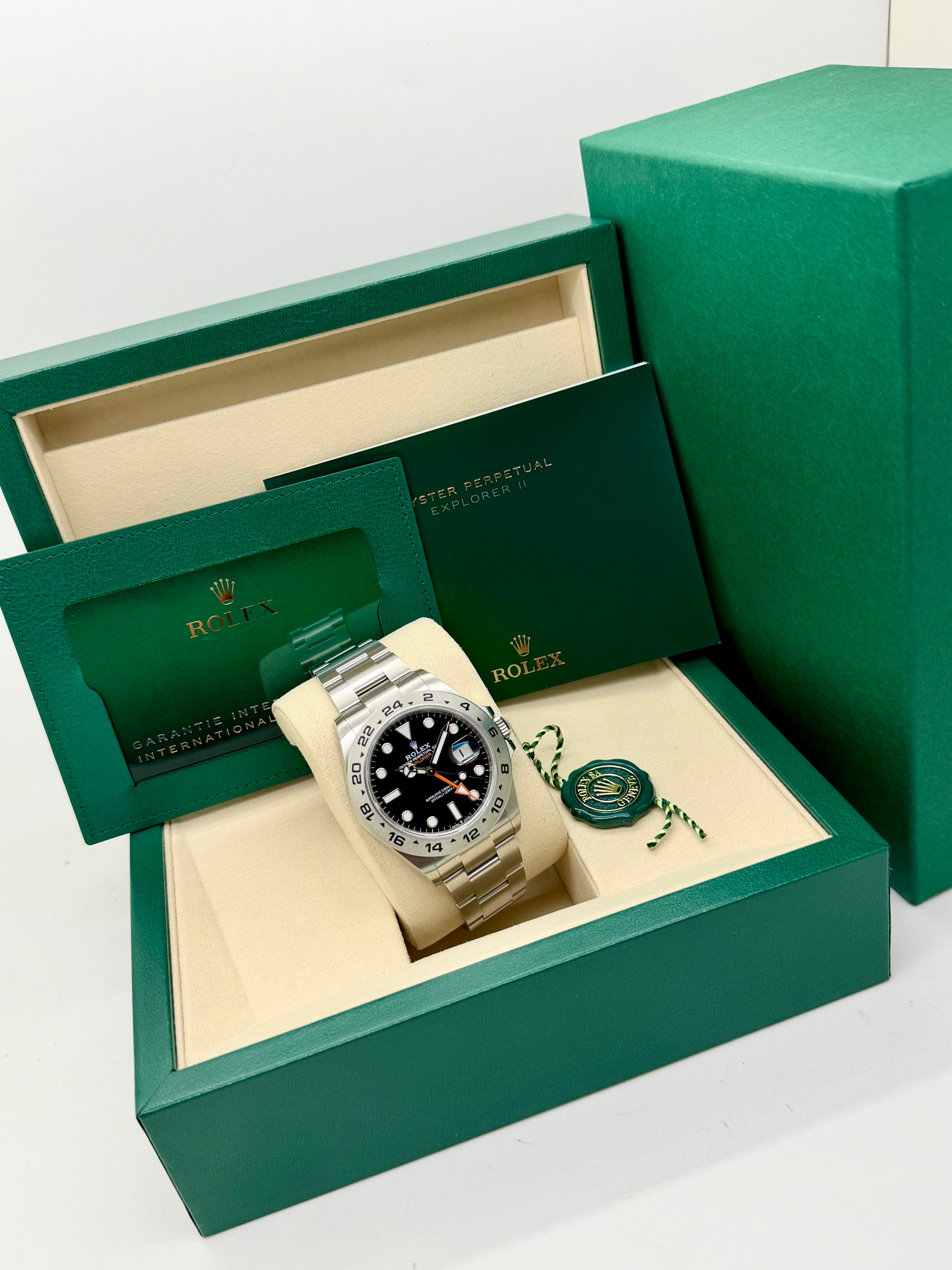 Rolex Explorer II Freccione 226570 Nuovo 2026