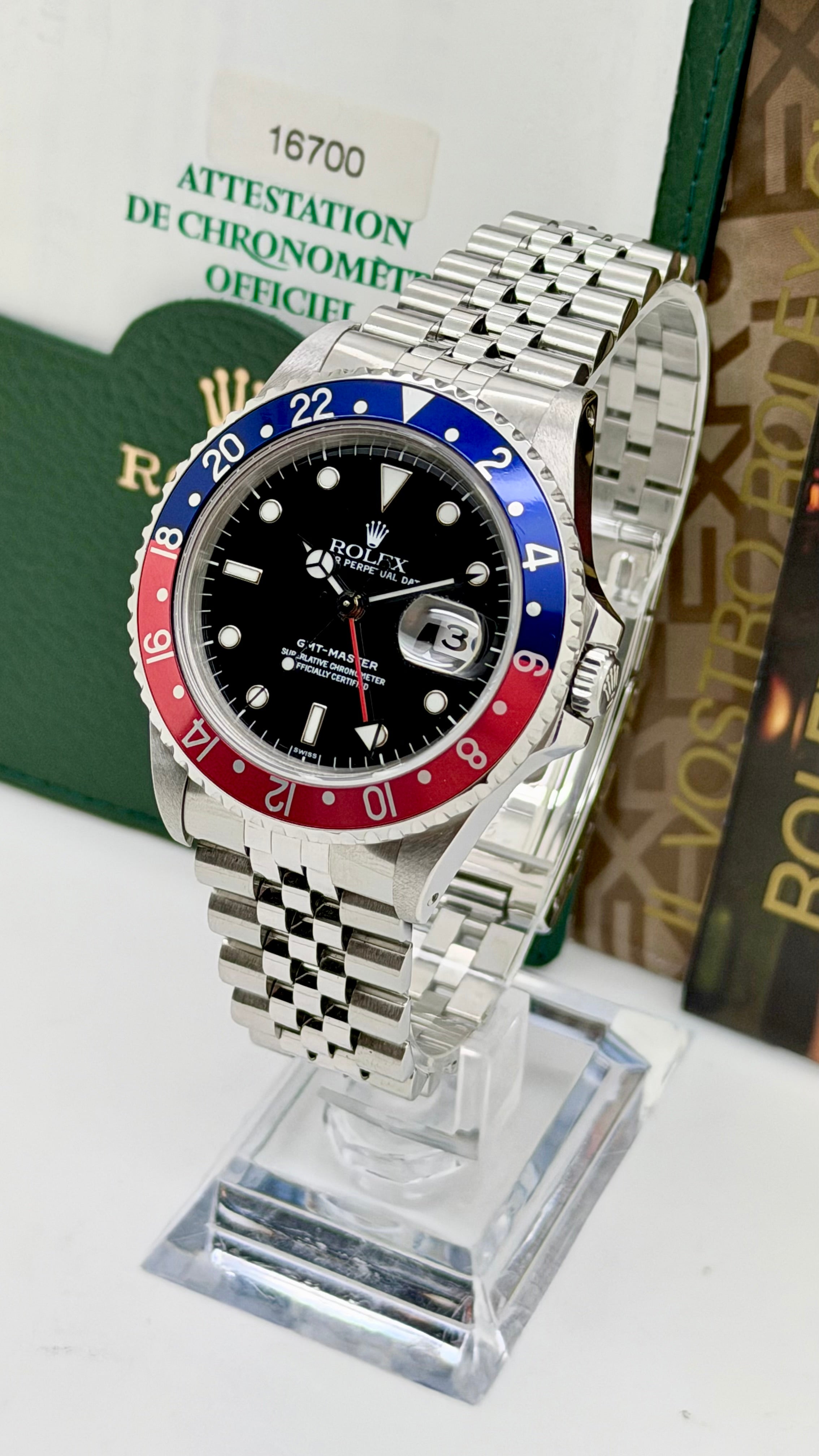 Rolex GMT Master II Pepsi 16700 Full Set “Only Swiss”