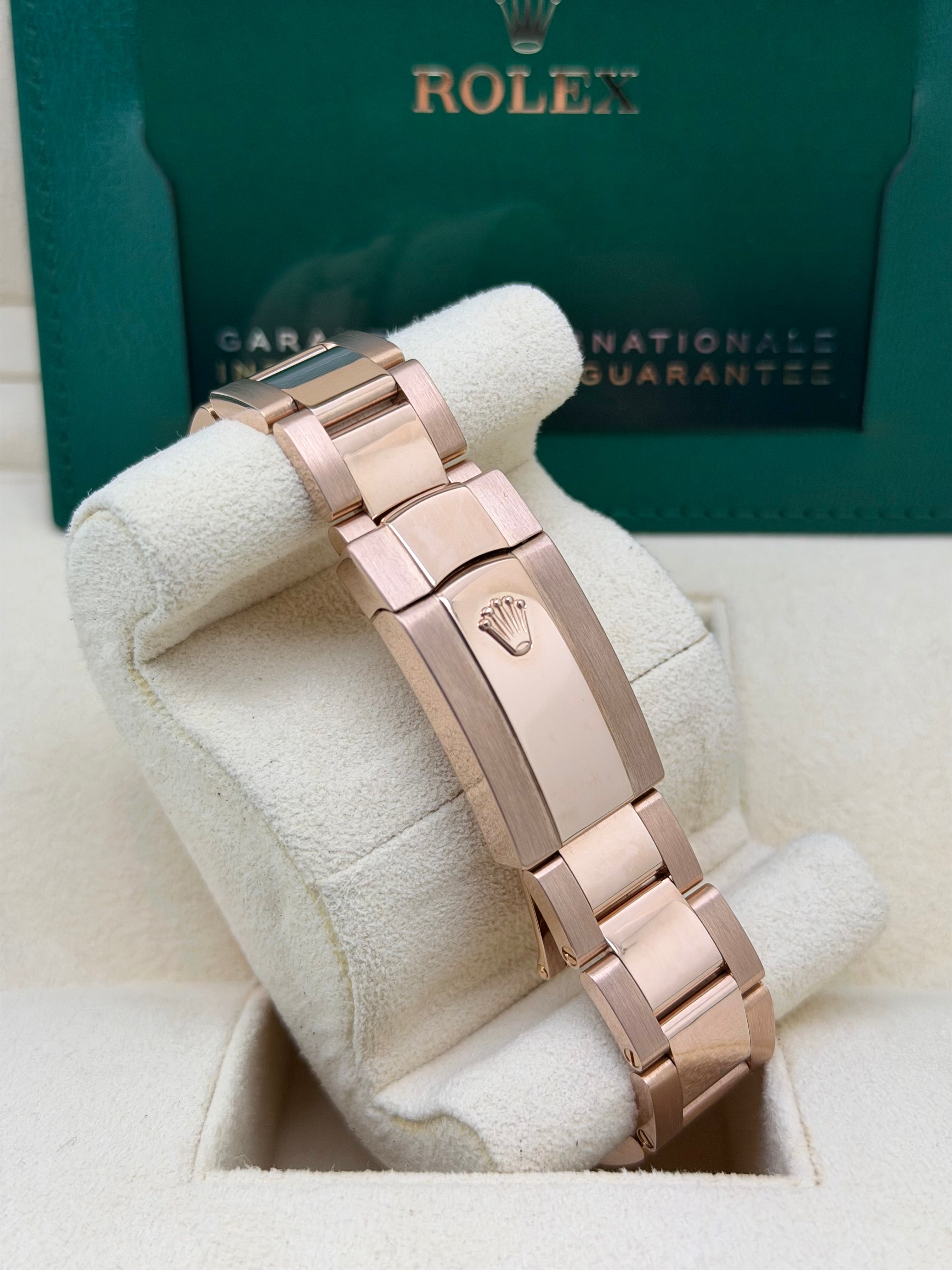 Rolex SkyDweller Everose Chocolate 326935 Full Set