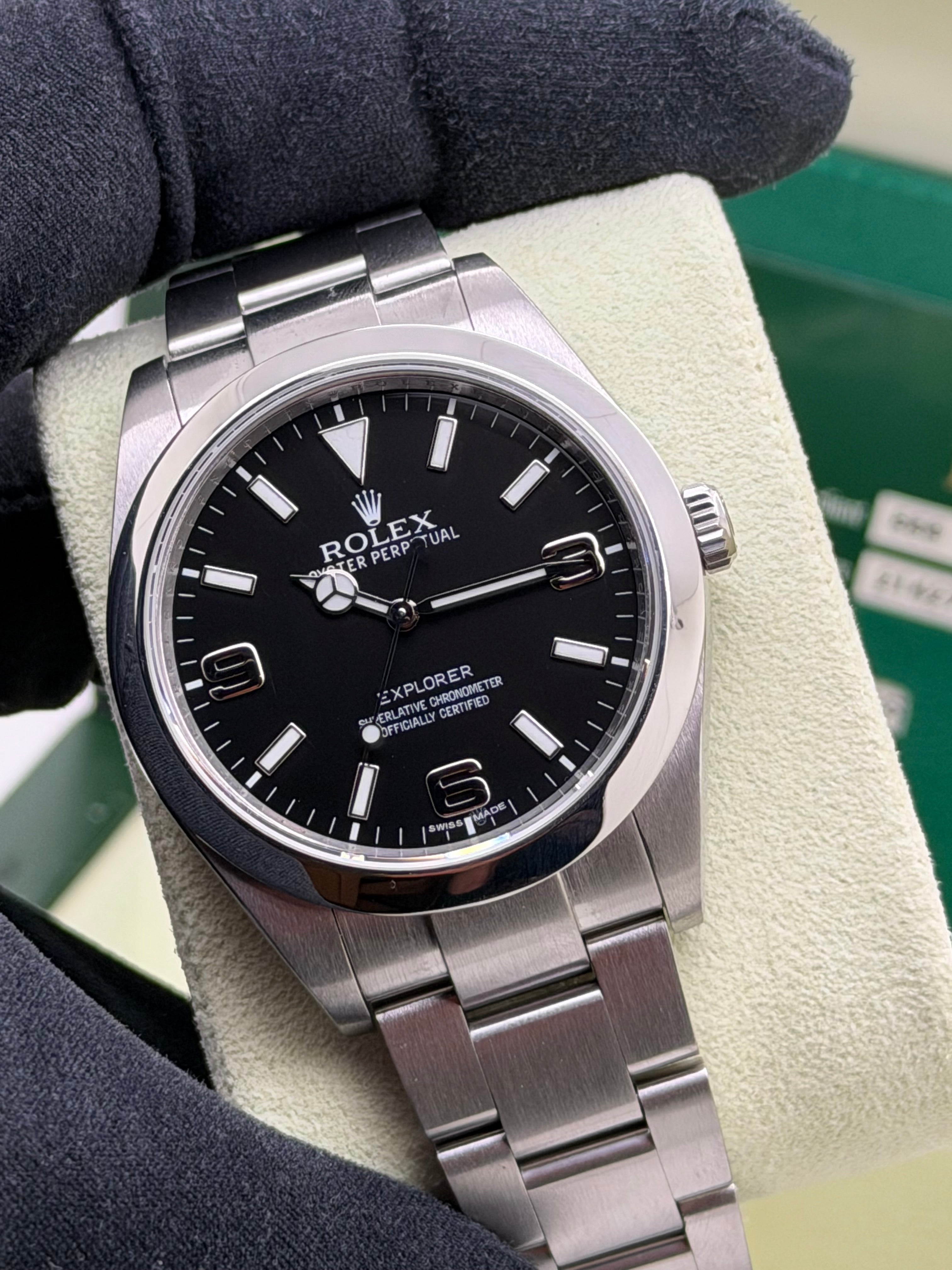 Rolex Explorer 39 Full Set 214270