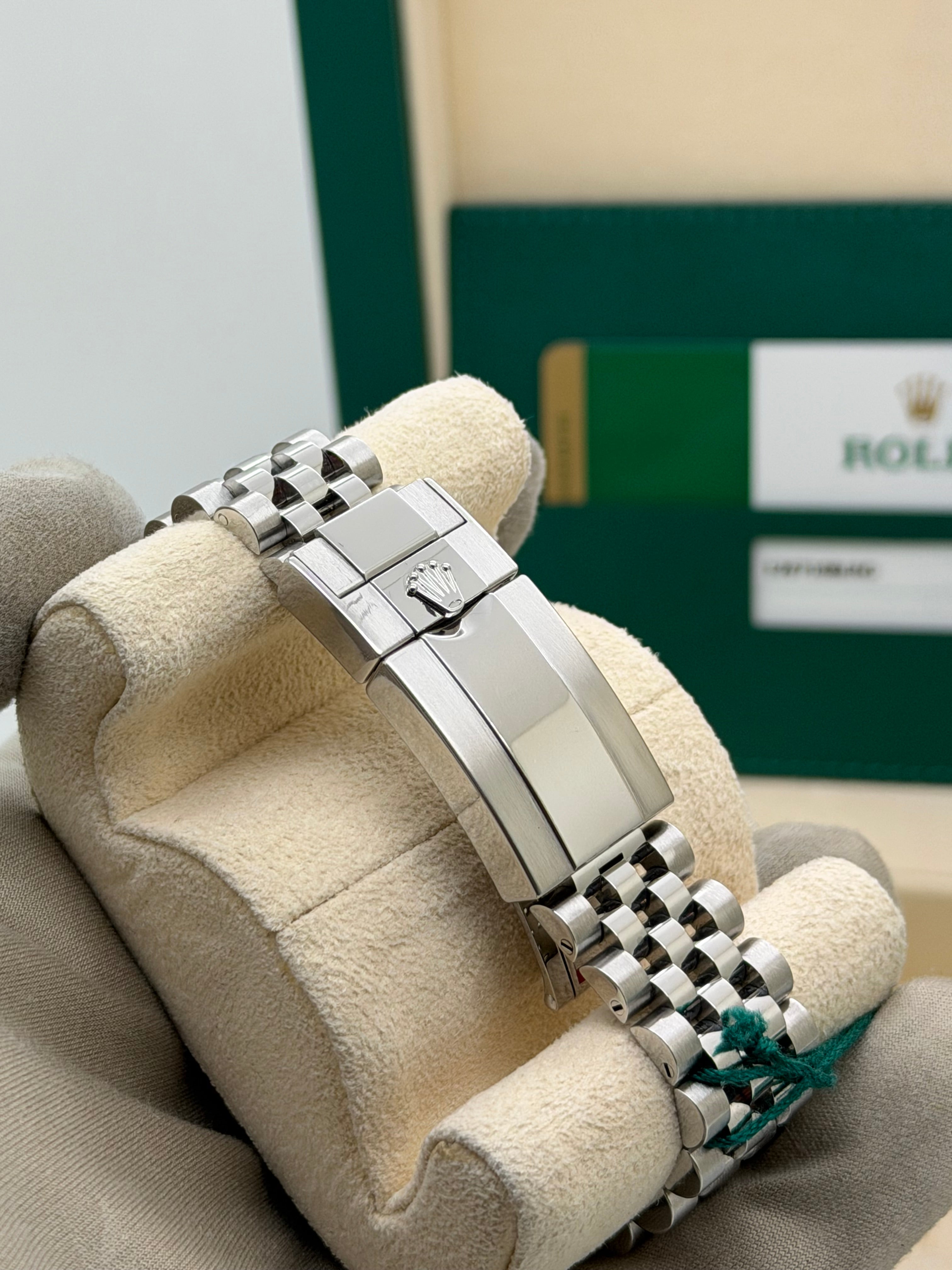 Rolex GMT Master II Pepsi Jubilee 126710BLRO MK1 Full Set