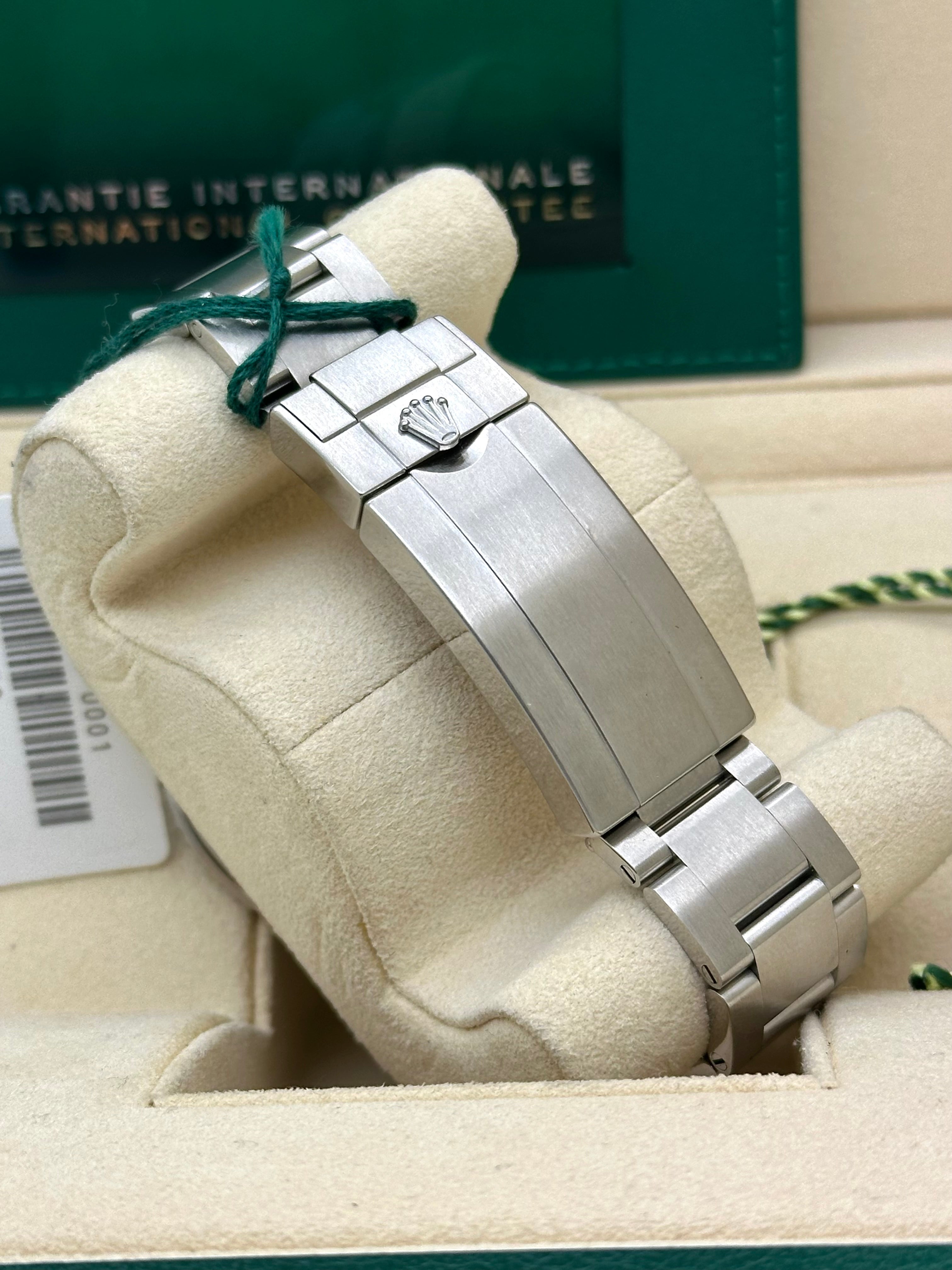 Rolex Submariner 124060