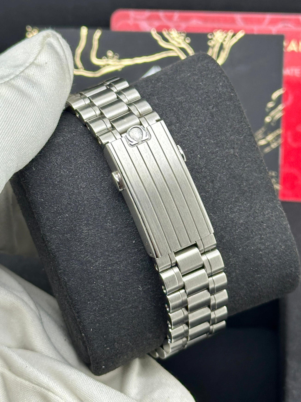 Omega Speedmaster Moonwatch