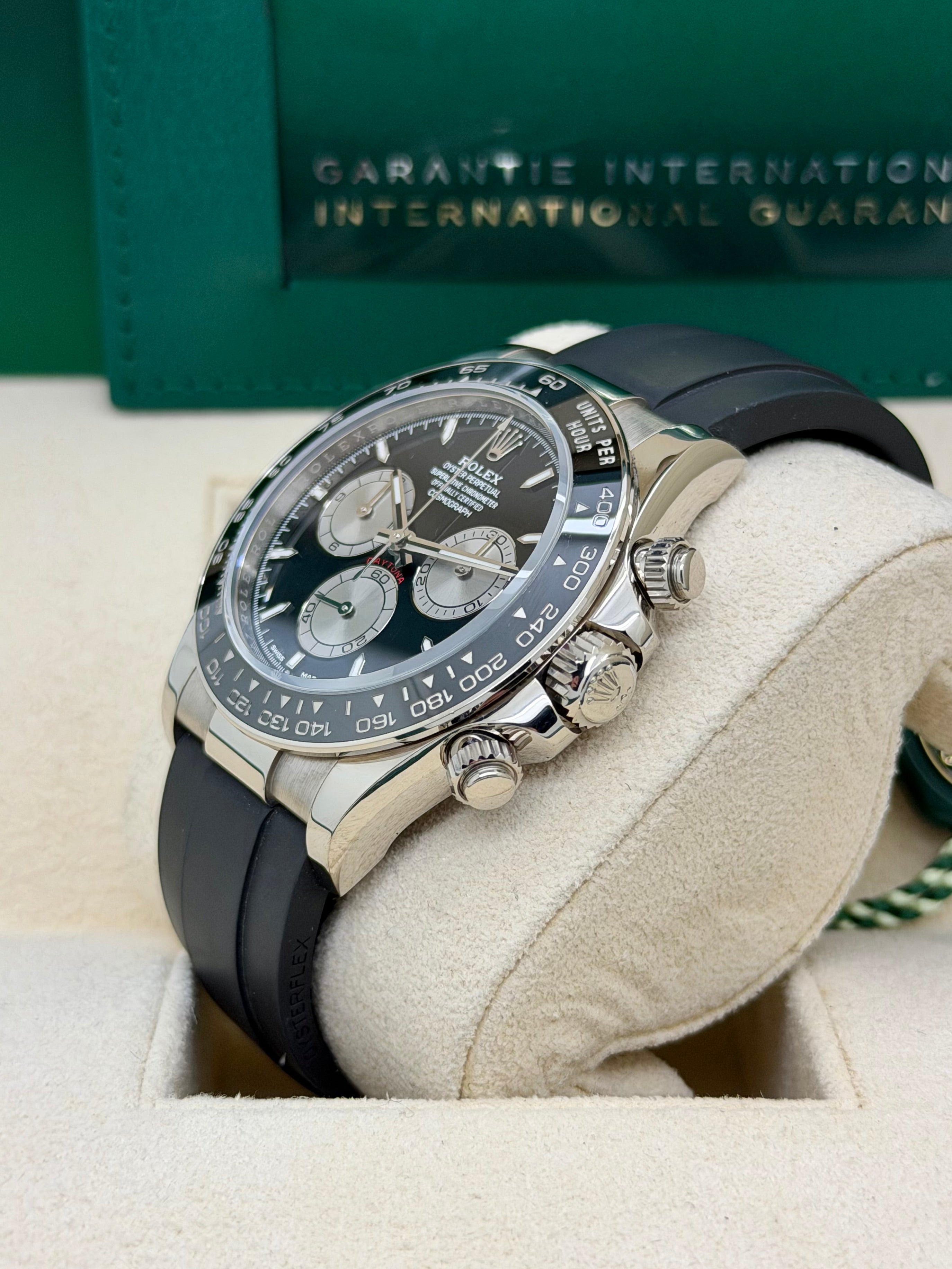 Rolex Daytona 126519LN Full Set Oysterflex