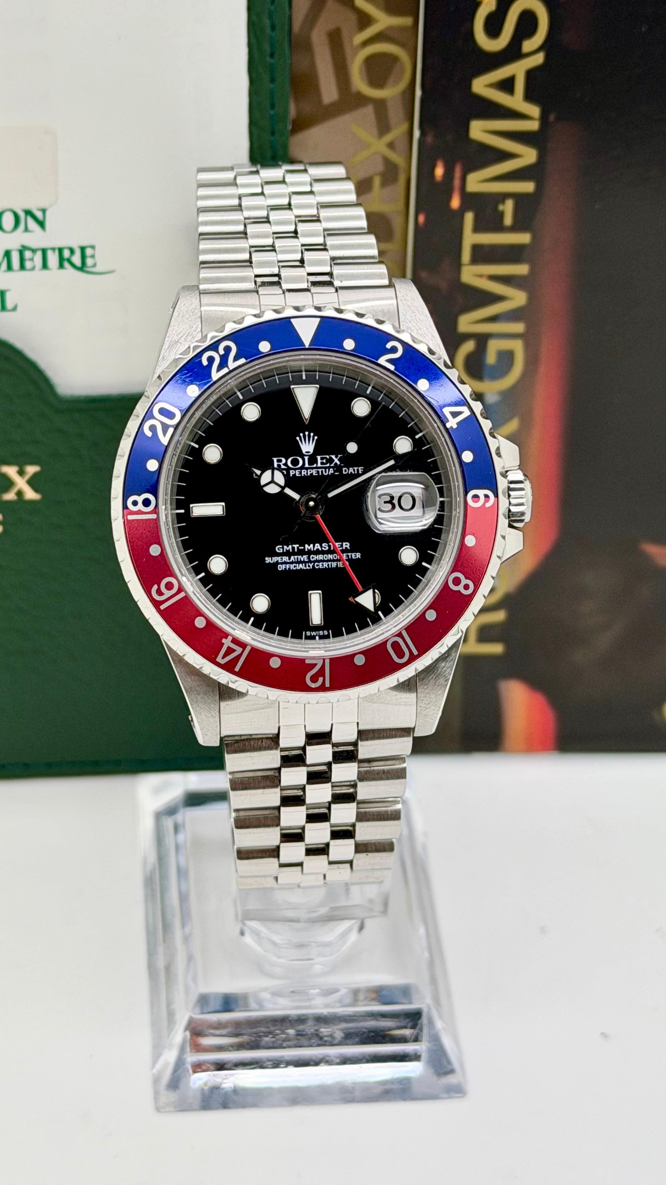 Rolex GMT Master II Pepsi 16700 Full Set “Only Swiss”