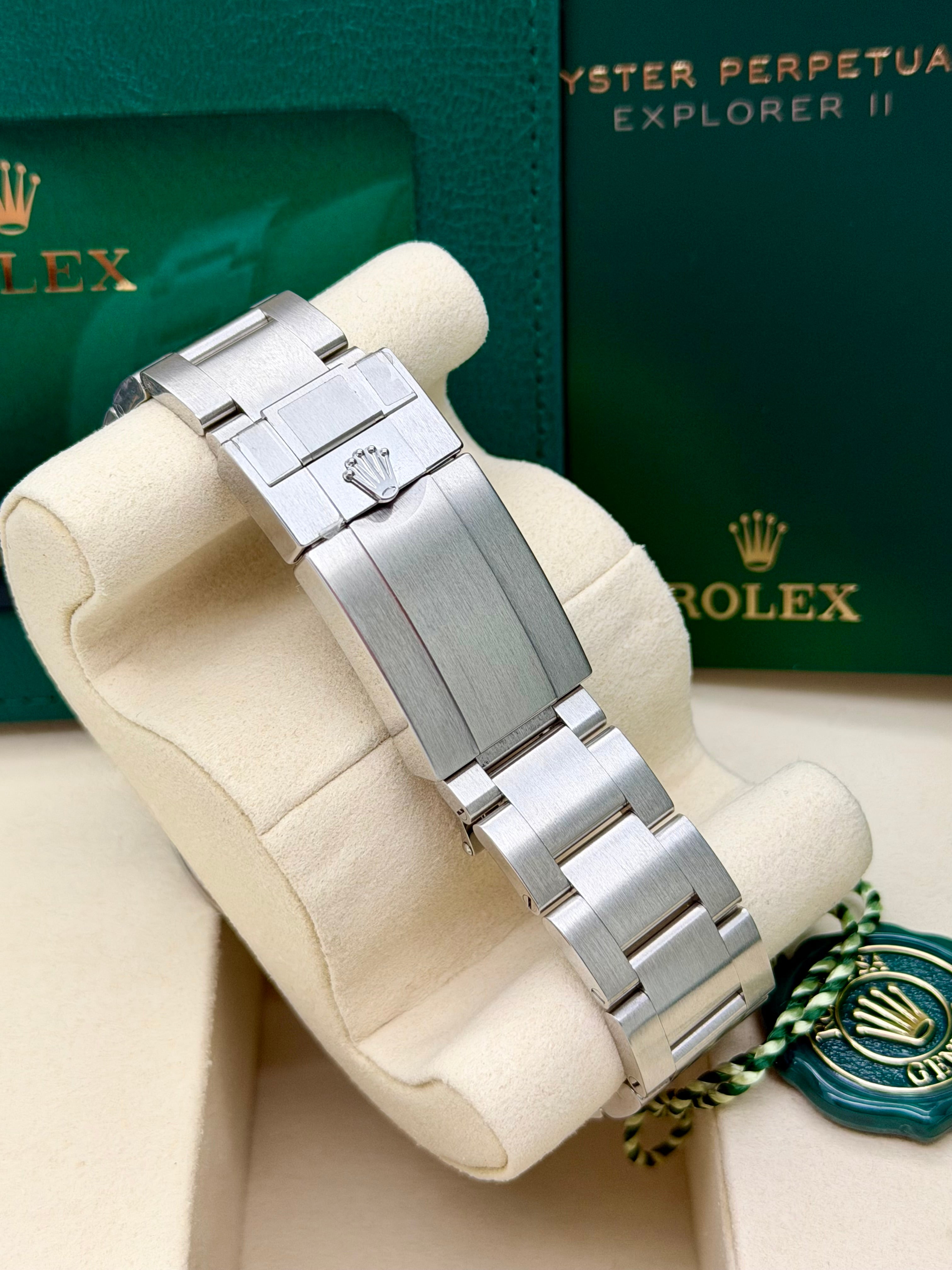 Rolex Explorer II Freccione 226570 Nuovo 2026