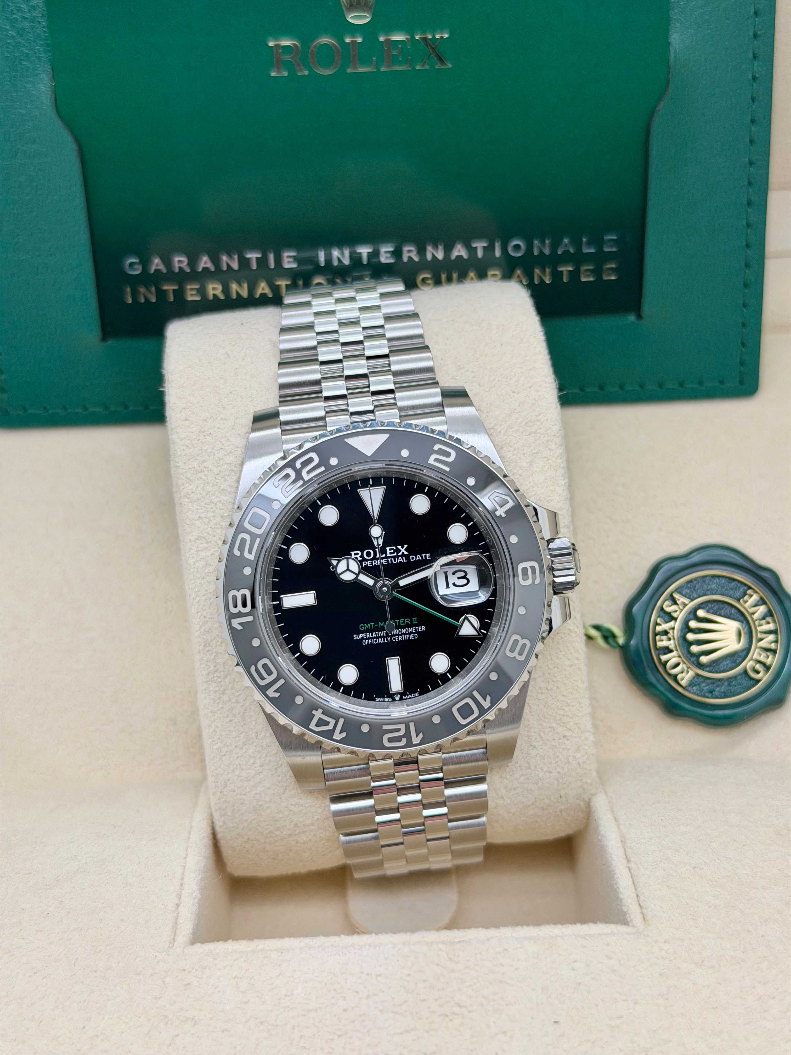 Rolex GMT Master II Bruce Wayne 126710GRNR