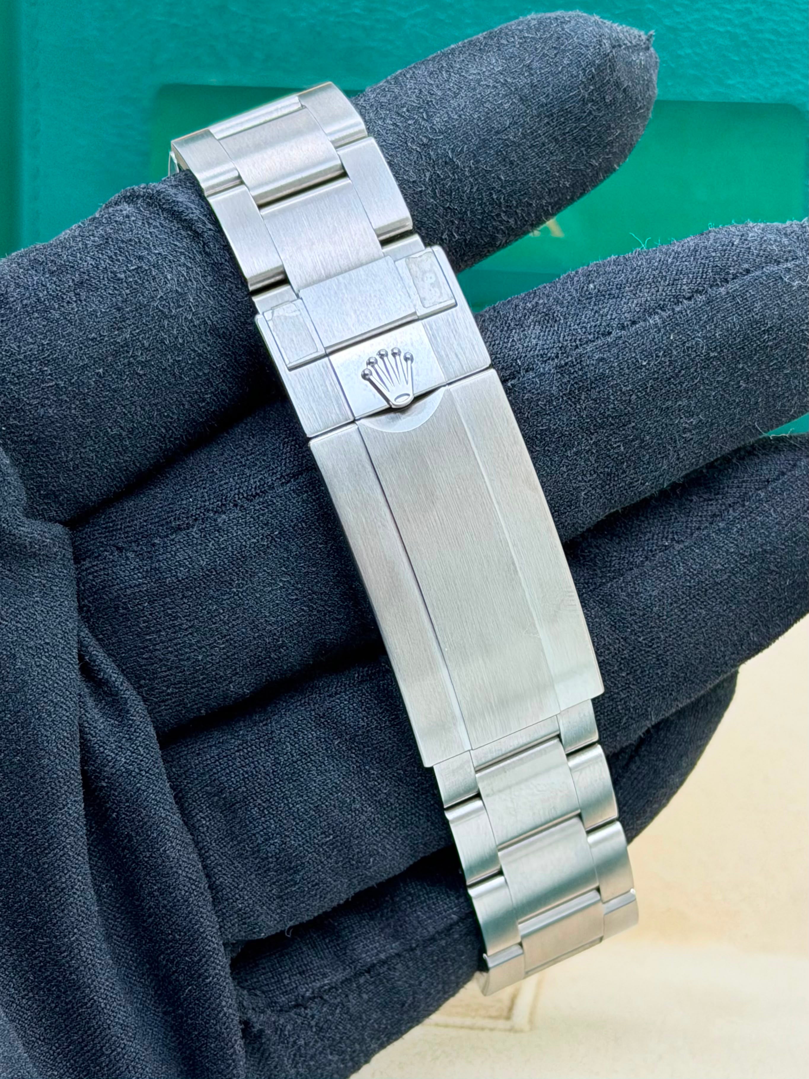 Rolex Submariner Date 41 126610LN Full Set