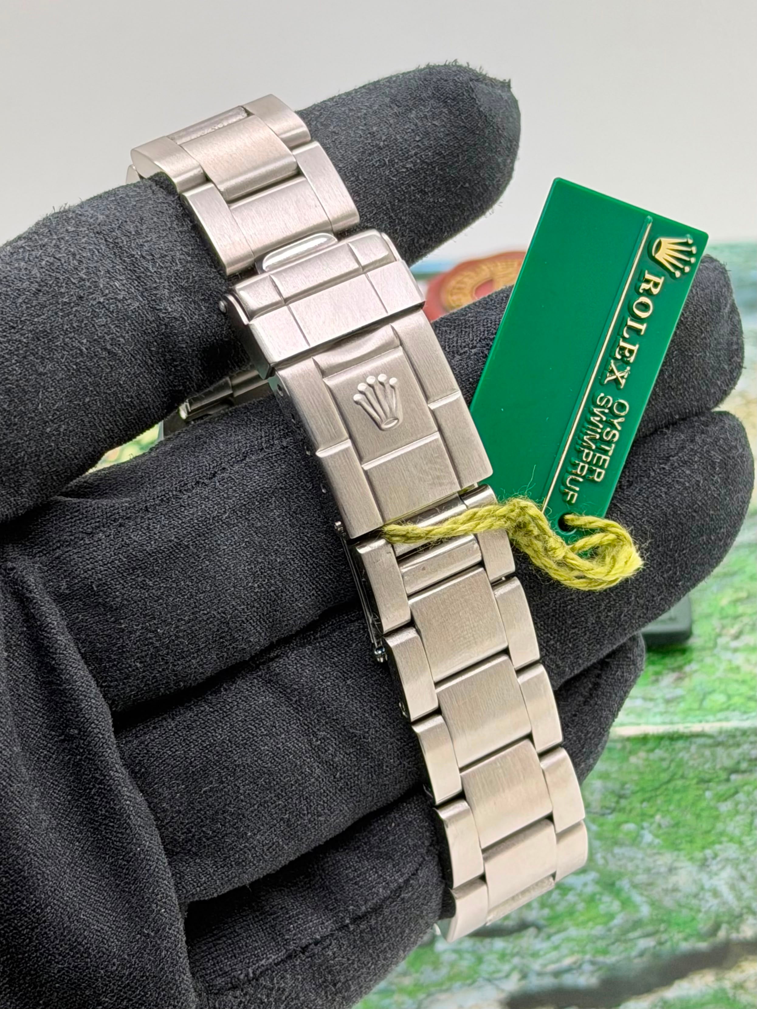 Rolex Explorer II 16570 Full Set