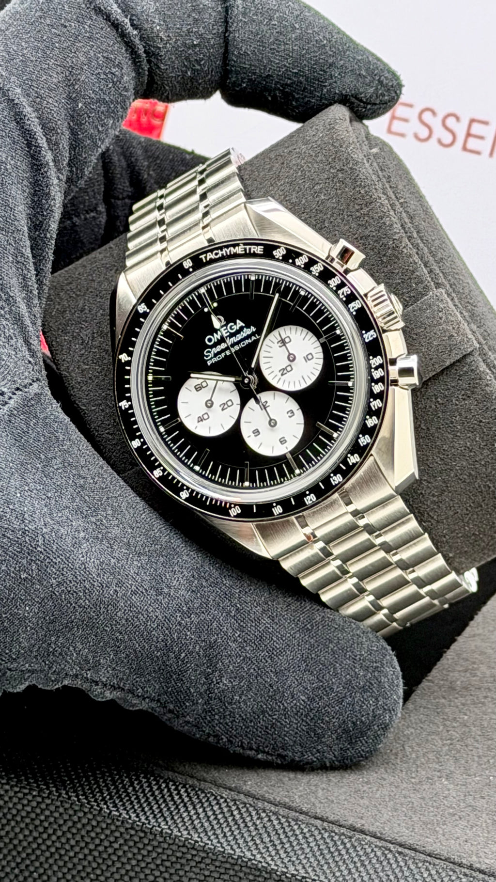 Omega Speedmaster Moonwatch Reverse Panda New 2026