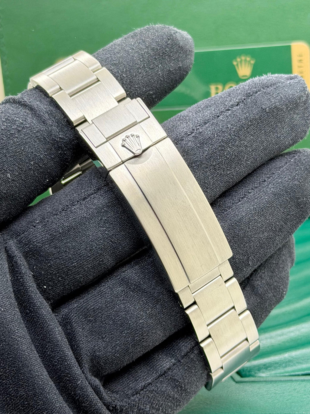 Rolex Submariner Date Hulk 116610LV Full Set