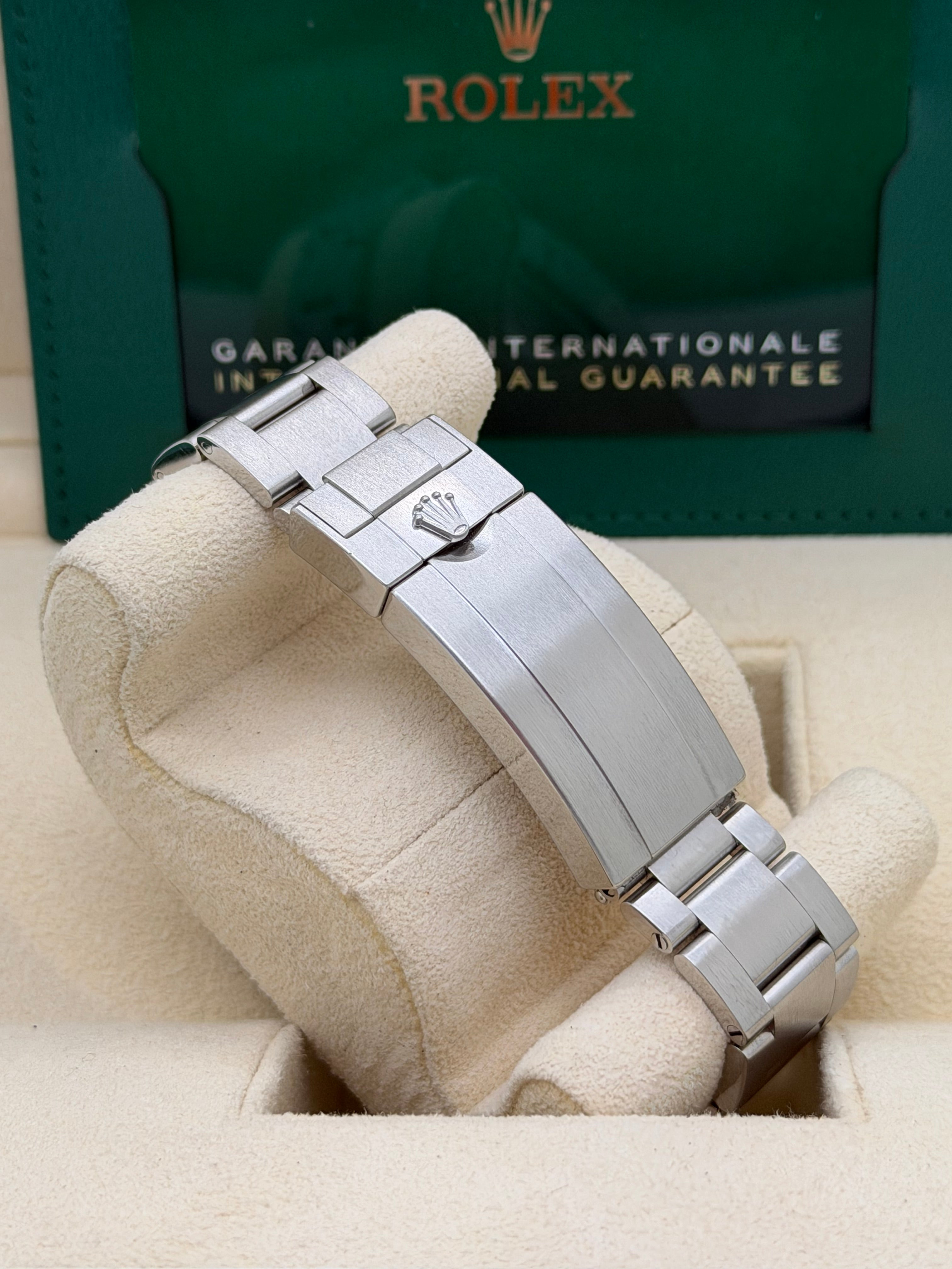 Rolex Submariner Date 41 126610LN Full Set