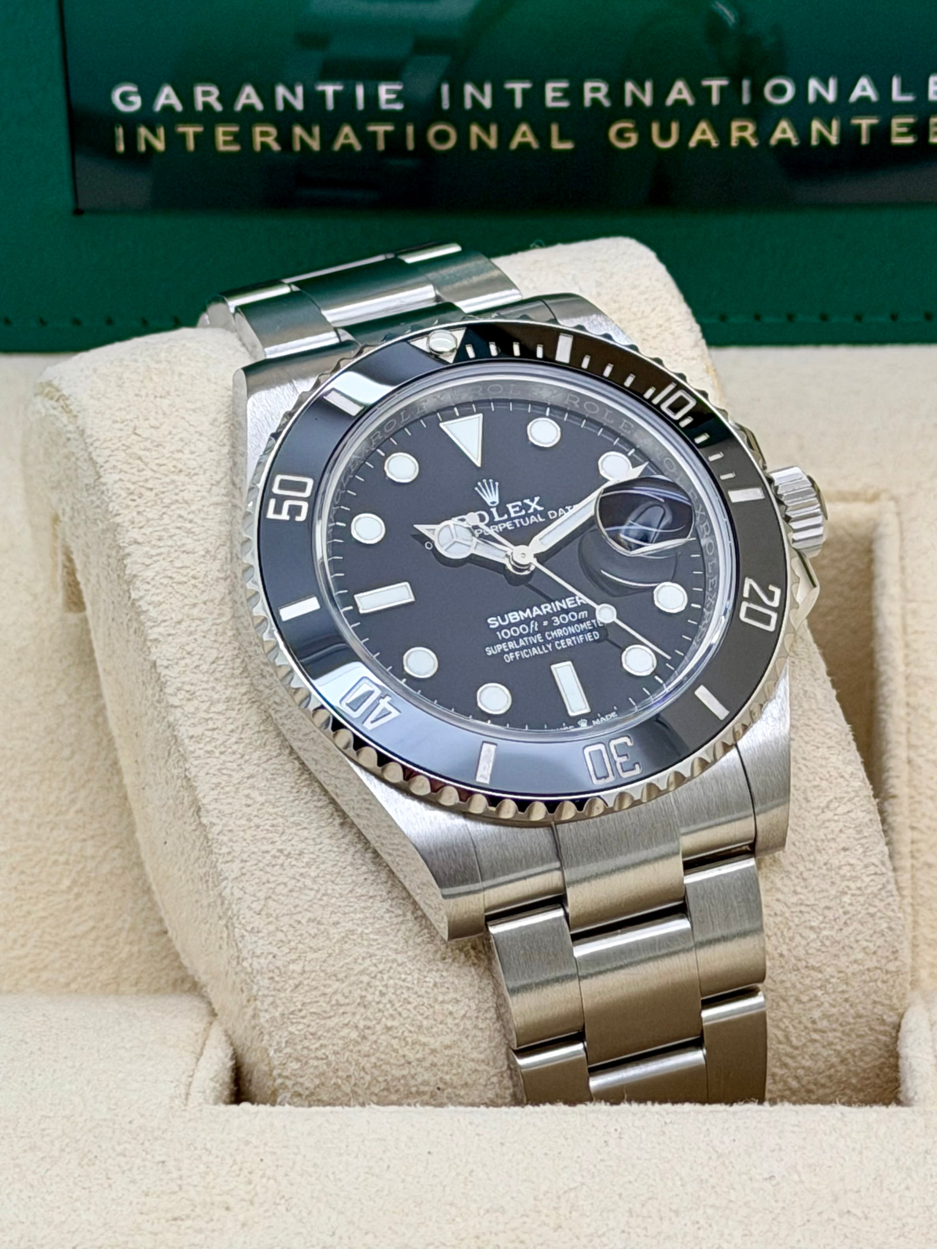 Rolex Submariner Date 41 126610LN Full Set